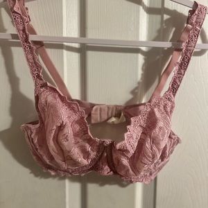 Bali pink lace bra sz 34D EUC